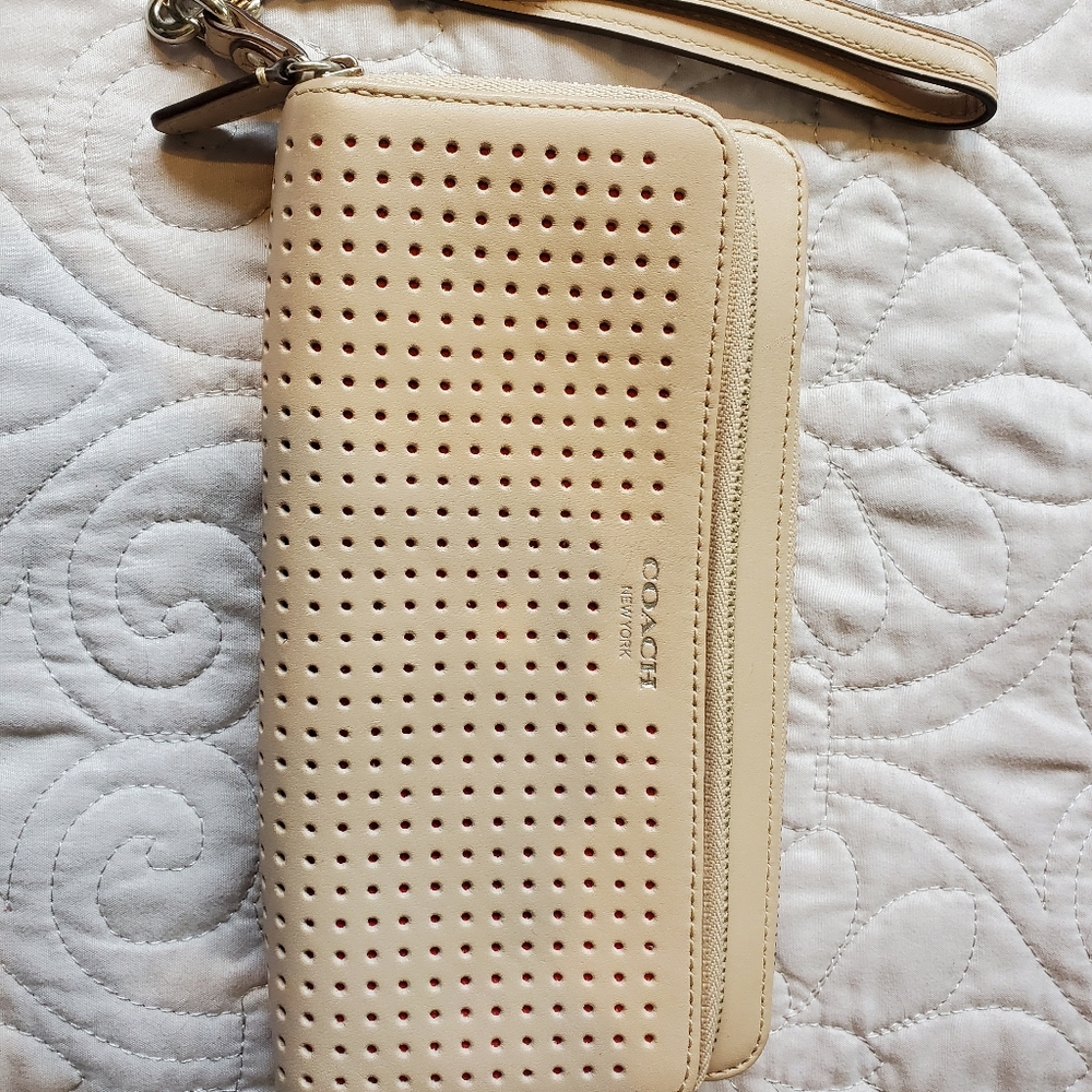 Coach beige double zip wallet